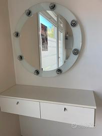 Specchiera con luci per trucco professionale