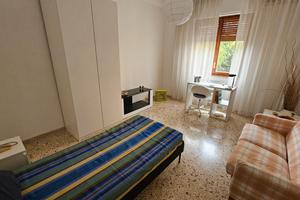 Stanza per studenti e/o lavoratori