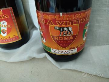 spumante della vittoria dello scudetto della Roma