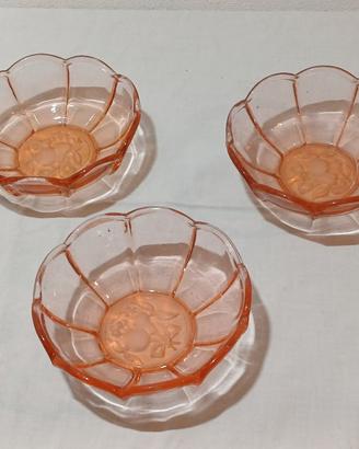 3 coppette vintage in vetro rosa con frutta