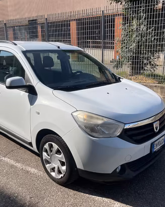 DACIA Lodgy 1.6 8V 85CV 5 posti GPL!