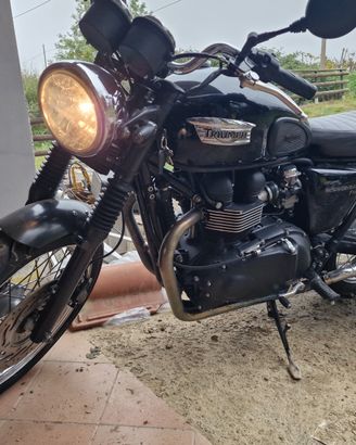 Triumph Bonneville t100