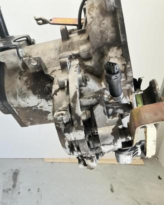 CAMBIO MANUALE VOLKSWAGEN Polo 3° Serie 1.9 08533