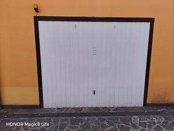 PORTA BASCULANTE