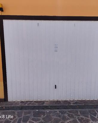 PORTA BASCULANTE