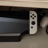 Nintendo Switch Oled + accessori + giochi