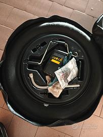 ruota ruotino di scorta mai usata