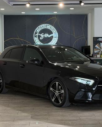 MERCEDES- BENZ A180d SPORT AUTOMATICA 2021 PACK LU