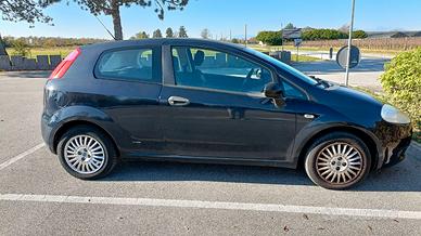 FIAT GRANDE PUNTO 1.2 ACTIVE