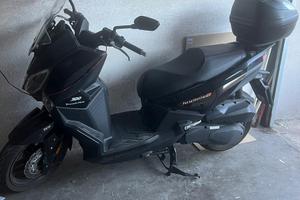 Scooter marca Sym joyride