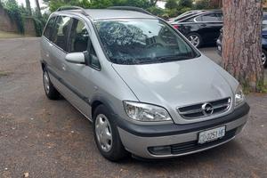 Opel Zafira 7 Posti 2004 (€1500)