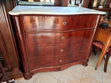 Como in piuma di mogano