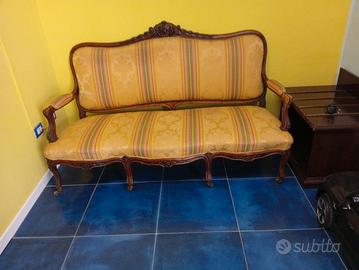 divano antico del primo 900