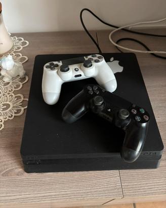 PlayStation 4 Slim 1TB: Come Nuova, Stato Perfetto