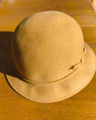 Cappello invernale vintage (donna) a cupola giallo