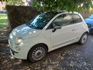 FIAT 500 bianca anno 2011