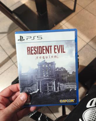 Resident evil requiem ps5 pari al nuovo 