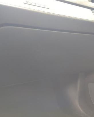 Cassetto portaoggetti AUDI A6 del 2011