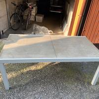 Tavolo da esterno allungabile con 6 sedie