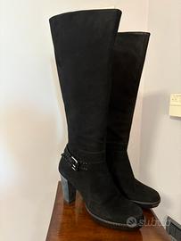 STIVALI CAMOSCIO NERI