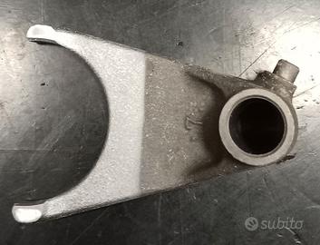 FORK-SHIFT,OUTPUT,LH KAWASAKI  CODICE 13140-0042