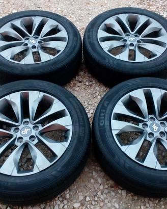 Cerchi e gomme nuove 18 originali dr