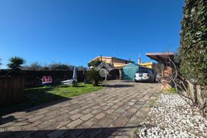 PORZIONE DI TRIFAMILIARE A VELLETRI