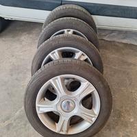 N.4 gomme complete per Seat ibiza 2010 usate