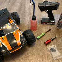 Automodello monstertrack a scoppio