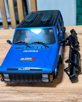 traxxas trx4m carrozzeria jeep Cherokee nuova 