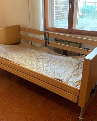 Letto Ortopedico ed Elettrico in legno - Socrate