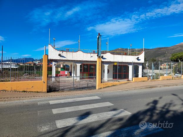 Ceriale 50m dal mare - Terreno 3000mq e fabbricato