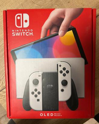 Nintendo switch OLED con due giochi inclusi