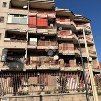 4 LOCALI A CASALNUOVO DI NAPOLI