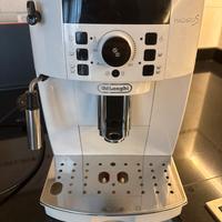 De Longhi Magnifica S
