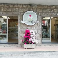 Pasticceria con bar e laboratorio