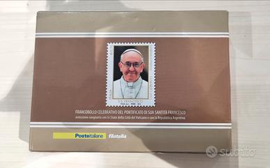 Francobollo celebrativo di Papa Francesco