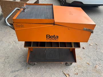 Carrello porta attrezzi beta