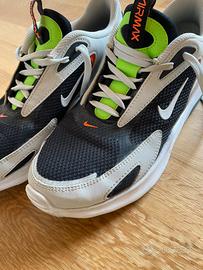 Scarpe Nike AirMax Bolt Uomo Eur 42 Verde grigio