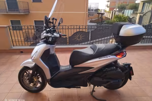 Piaggio Beverly 400 hpe 