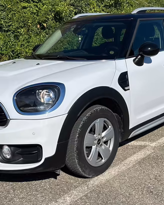 MINI Countryman Cooper D 150CV Automatica