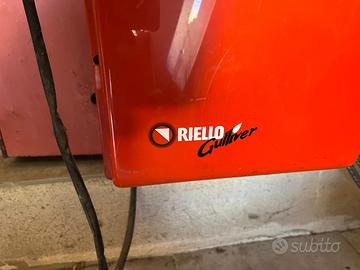 Caldaia diesel riello
