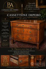 Cassettone impero 1805/1830 intarsiato