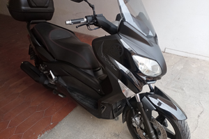 Yamaha xmax