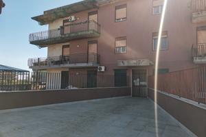 Quadrivani con Garage Gravina di Catania