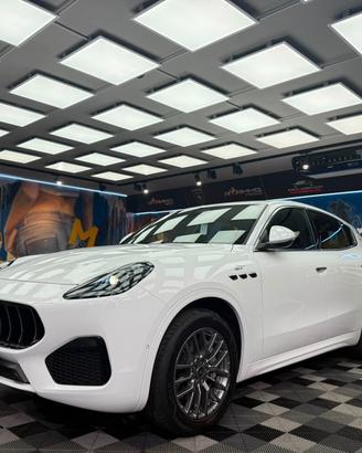Maserati Grecale MHEV 300 CV AWD GT (226)