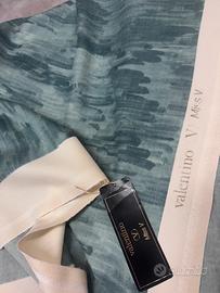 Scampolo tessuto pura lana Valentino