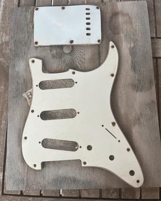 Battipenna piastra  viti relic fender usa