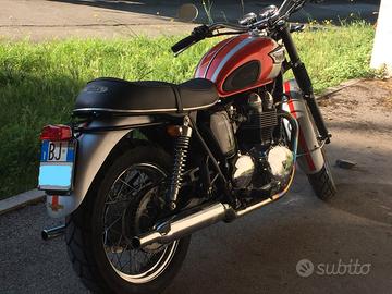 Triumph Bonneville - 2002