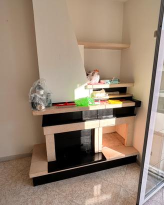 Caminetto in marmo